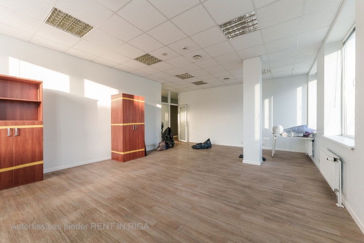 Izīrē biroju, Cēsu iela 31, Rīga, Labais krasts, Centrs / 2 576 € 19