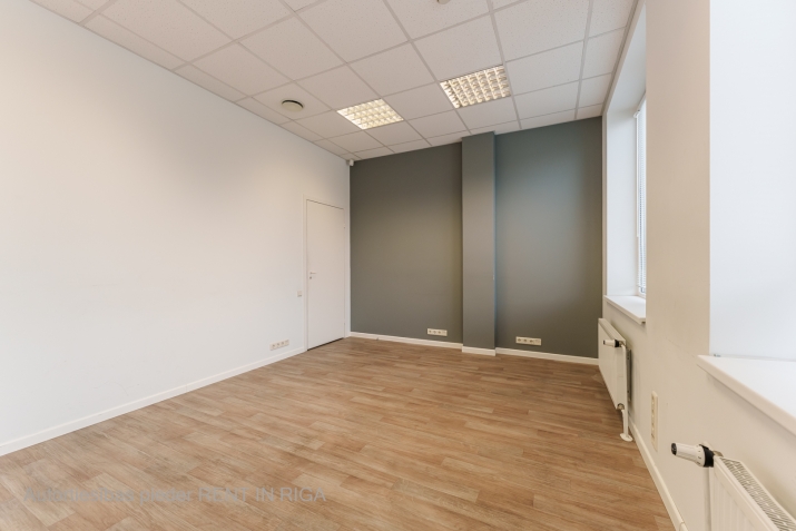 Izīrē biroju, Cēsu iela 31, Rīga, Labais krasts, Centrs / 2 576 € 20