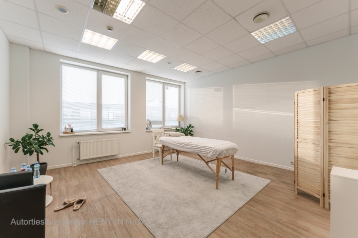 Izīrē biroju, Cēsu iela 31, Rīga, Labais krasts, Centrs / 2 576 € 14