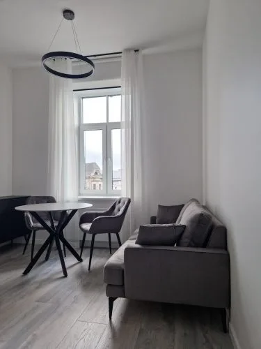 Izīrē dzīvokli, Marijas iela 9, Rīga, Labais krasts, Centrs / 600 € 2