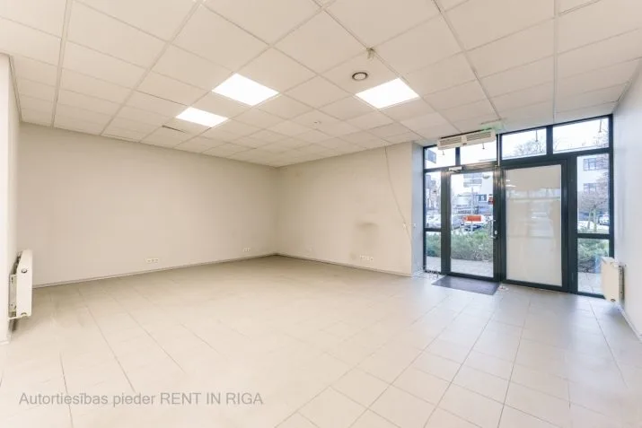Izīrē tirdzniecības telpas, Dēļu iela 5c, Rīga, Kreisais krasts, Pārdaugava (tuvā) / 910 € 1