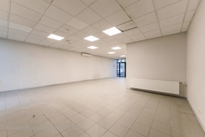 Izīrē tirdzniecības telpas, Dēļu iela 5c, Rīga, Kreisais krasts, Pārdaugava (tuvā) / 910 € 4