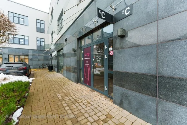 Izīrē tirdzniecības telpas, Dēļu iela 5c, Rīga, Kreisais krasts, Pārdaugava (tuvā) / 910 € 16