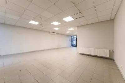 Izīrē tirdzniecības telpas, Dēļu iela 5c, Rīga, Kreisais krasts, Pārdaugava (tuvā) / 910 € 4