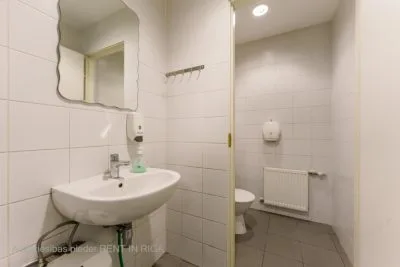 Izīrē tirdzniecības telpas, Dēļu iela 5c, Rīga, Kreisais krasts, Pārdaugava (tuvā) / 910 € 9