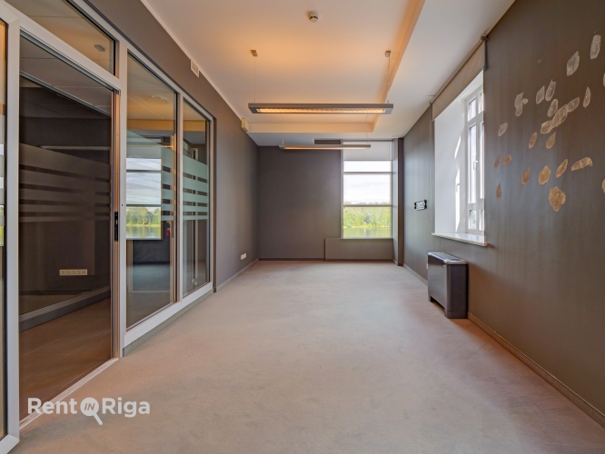 Izīrē biroju, Mūkusalas iela 41, Rīga, Kreisais krasts, Āgenskalns / 3 983 € 23