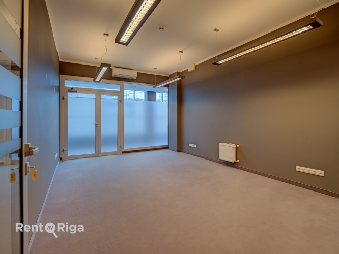 Izīrē biroju, Mūkusalas iela 41, Rīga, Kreisais krasts, Āgenskalns / 3 983 € 30