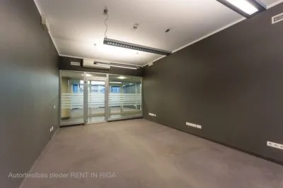 Izīrē biroju, Mūkusalas iela 41, Rīga, Kreisais krasts, Pārdaugava (tuvā) / 700 € 2