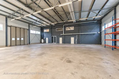 Pārdod noliktavu, Rasas 2, Ozolnieku novads, Ozolnieku pagasts / 1 650 000 € 3