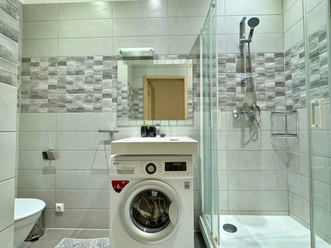 Izīrē dzīvokli, Avotu iela 23, Rīga, Labais krasts, Centrs / 400 € 10