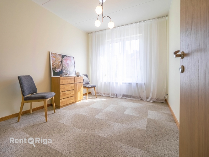 Pārdod dzīvokli, Vēja iela 33, Rīga, Kreisais krasts, Torņkalns / 126 420 € 12