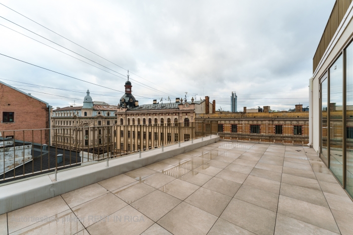 Krišjāņa Barona iela 30a 13