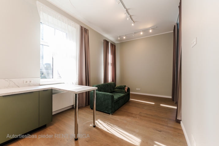 Raņķa dambis iela 31 8