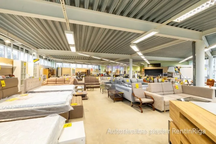 Pārdod tirdzniecības telpas, Cepļa iela 1, Valmiera / 470 000 € 10