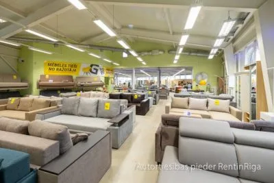 Pārdod tirdzniecības telpas, Cepļa iela 1, Valmiera / 470 000 € 7