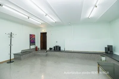 Izīrē noliktavu, Valērijas Seiles iela 12, Rīga, Labais krasts, Maskavas forštate / 450 € 4