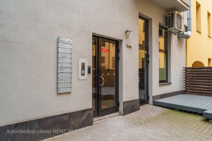 Pārdod dzīvokli, Upīša iela 20a, Rīga, Labais krasts, Centrs / 84 000 € 18
