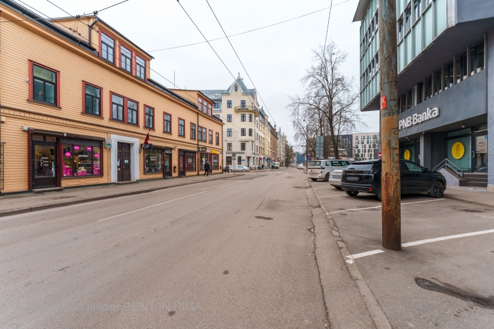 Pārdod dzīvokli, Upīša iela 20a, Rīga, Labais krasts, Centrs / 84 000 € 19