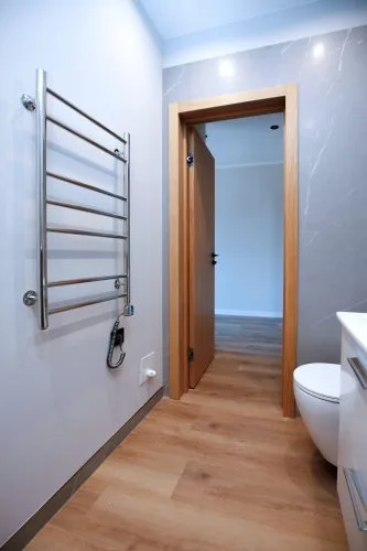 Pārdod dzīvokli, Mazā Nometņu iela 24, Rīga, Kreisais krasts, Āgenskalns / 85 800 € 5