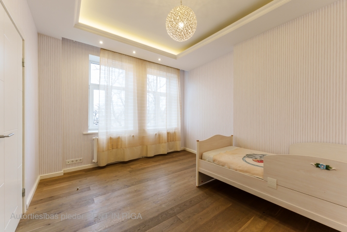 Izīrē dzīvokli, Lāčplēša iela 17, Rīga, Labais krasts, Centrs / 900 € 12