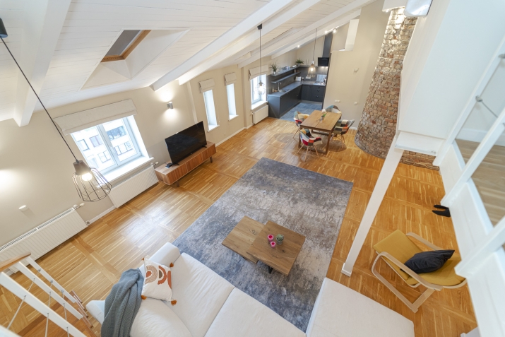 Izīrē dzīvokli, Vidus iela 11, Rīga, Labais krasts, Centrs / 2 000 € 10