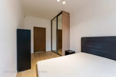 Izīrē dzīvokli, Zalves iela 41, Rīga, Kreisais krasts, Šampēteris / 450 € 8