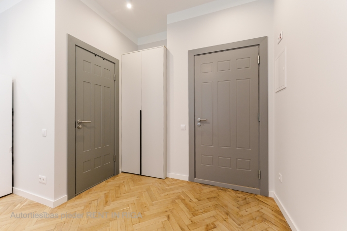 Аренда квартиры, Valdemāra улица 61, Rīga, Labais krasts, Centrs / 500 € 11