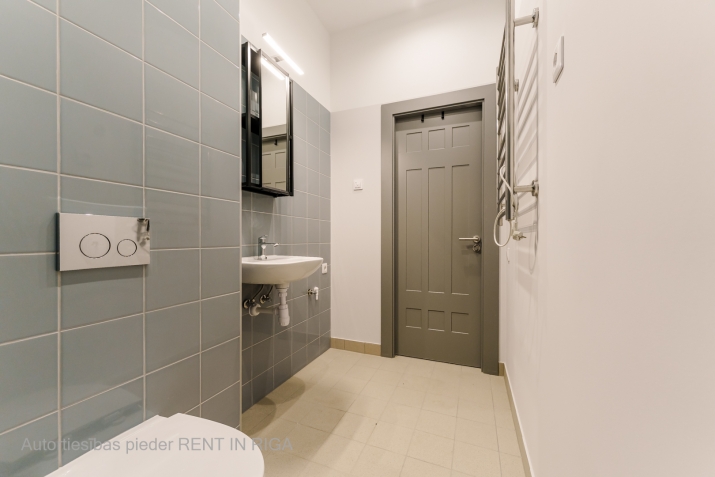 Аренда квартиры, Valdemāra улица 61, Rīga, Labais krasts, Centrs / 500 € 10