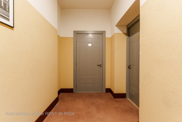 Izīrē dzīvokli, Valdemāra iela 61, Rīga, Labais krasts, Centrs / 500 € 11