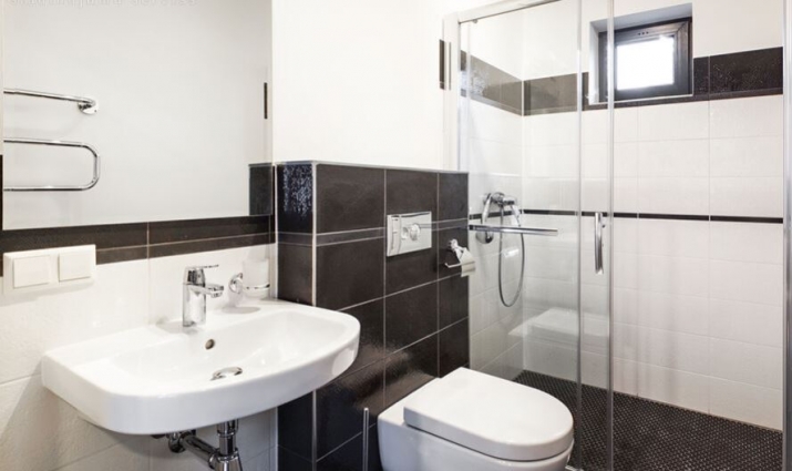 Izīrē māju, Lielupes iela 4, Babītes novads, Babītes pagasts, Piņķi / 2 200 € 9