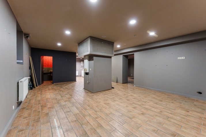 Pārdod tirdzniecības telpas, Vidus iela 11, Rīga, Labais krasts, Centrs / 160 000 € 8