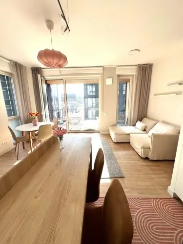Izīrē dzīvokli, Rūpniecības iela 27, Rīga, Centrs / 950 € 2