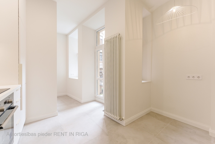 Izīrē dzīvokli, Lāčplēša iela 21, Rīga, Labais krasts, Centrs / 1 300 € 17