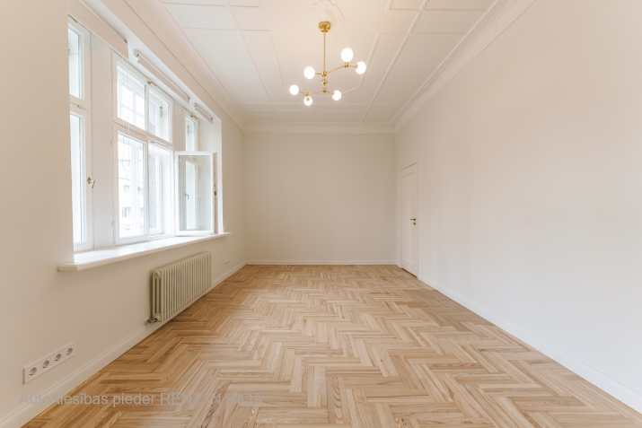 Izīrē dzīvokli, Lāčplēša iela 21, Rīga, Labais krasts, Centrs / 1 300 € 11
