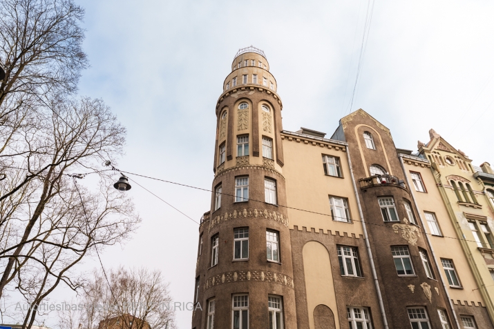 Izīrē dzīvokli, Lāčplēša iela 21, Rīga, Labais krasts, Centrs / 1 300 € 29