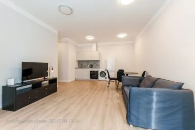 Izīrē dzīvokli, Valdemāra iela 61, Rīga, Labais krasts, Centrs / 750 € 6