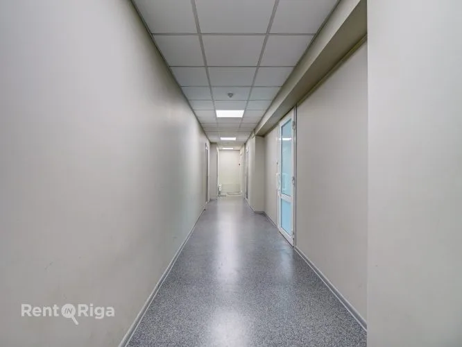 Briņģu iela 2 13