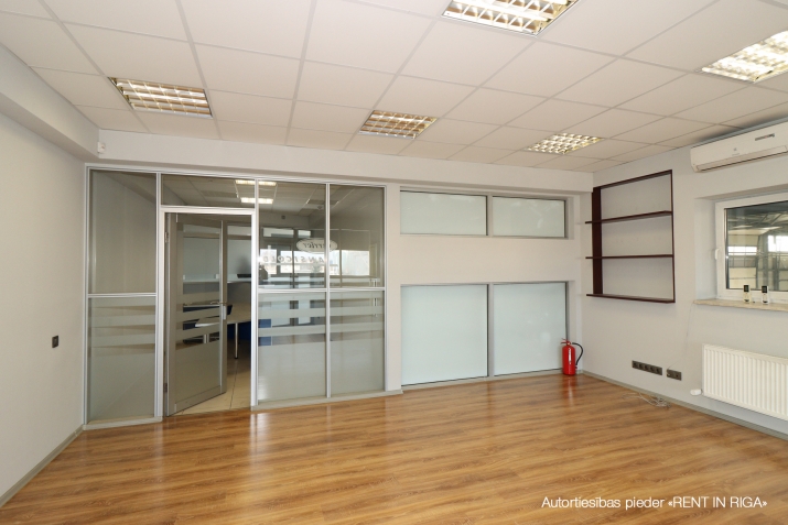 Izīrē biroju, Straupes iela 3, Rīga, Labais krasts, Pļavnieki / 964 € 3