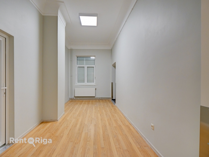 Mazā Juglas iela 3 14