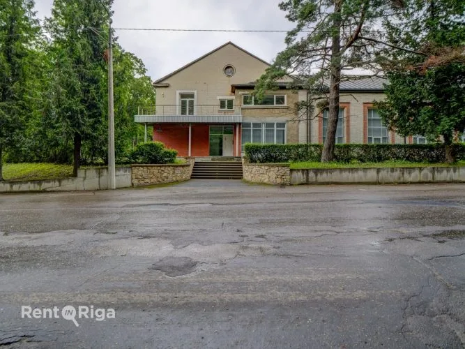 Mazā Juglas iela 3 5