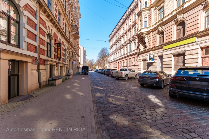 Alfrēda Kalniņa iela 1 26