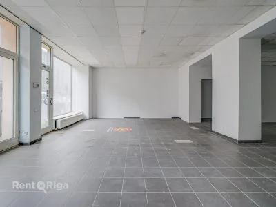 Izīrē tirdzniecības telpas, Brīvības iela 83, Rīga, Labais krasts, Centrs / 1 293 € 5