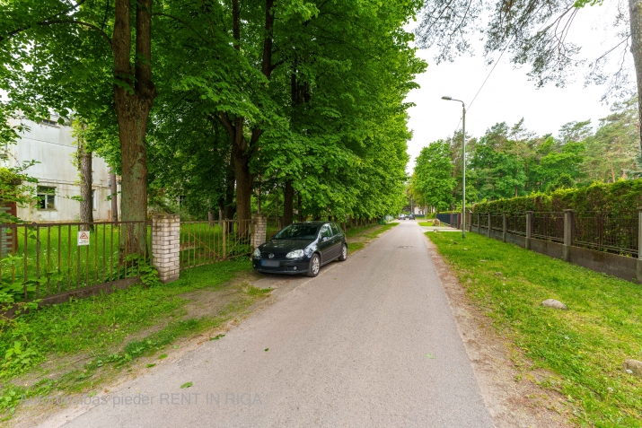 Emīla Dārziņa iela 14 11
