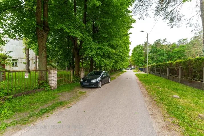 Emīla Dārziņa iela 14 11