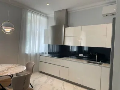Pārdod dzīvokli, Elizabetes iela 18, Rīga, Labais krasts, Centrs / 465 000 € 4