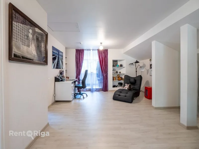 Poruka iela 4 26