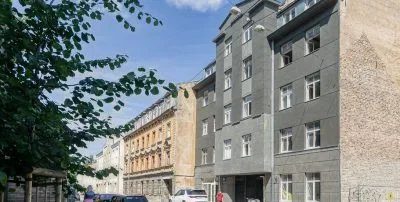 Izīrē dzīvokli, Bruņinieku iela 121, Rīga, Centrs / 320 € 1