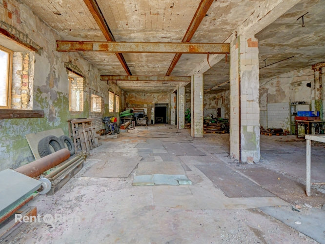 Baltā iela 3 4