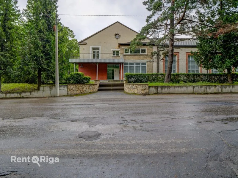 Mazā Juglas iela 3 3