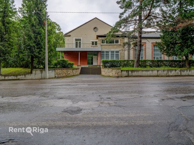 Mazā Juglas iela 3 1